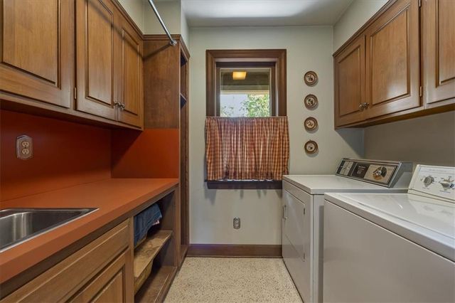 3510 W 102nd Street, Leawood, KS 66206