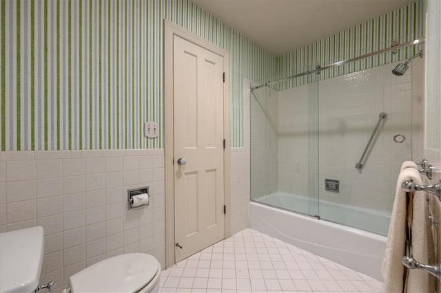 3510 W 102nd Street, Leawood, KS 66206