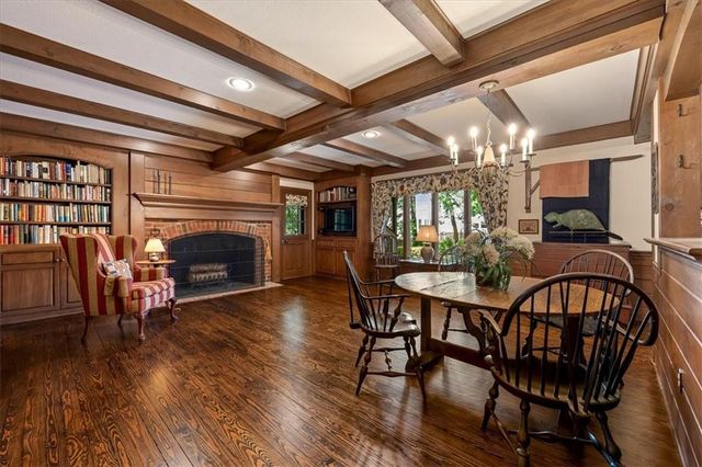 3510 W 102nd Street, Leawood, KS 66206