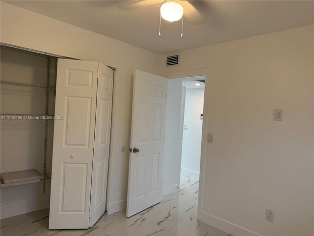 9726 Hammocks Blvd 203-26, Miami, FL 33196