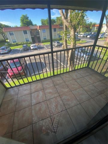 9726 Hammocks Blvd 203-26, Miami, FL 33196