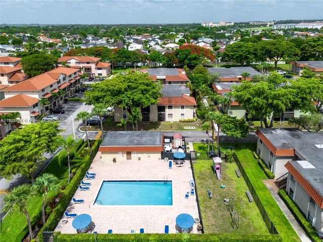 9726 Hammocks Blvd 203-26, Miami, FL 33196