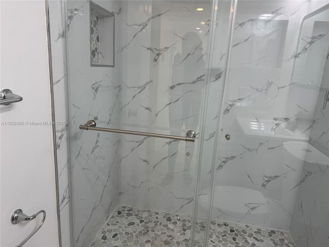 9726 Hammocks Blvd 203-26, Miami, FL 33196