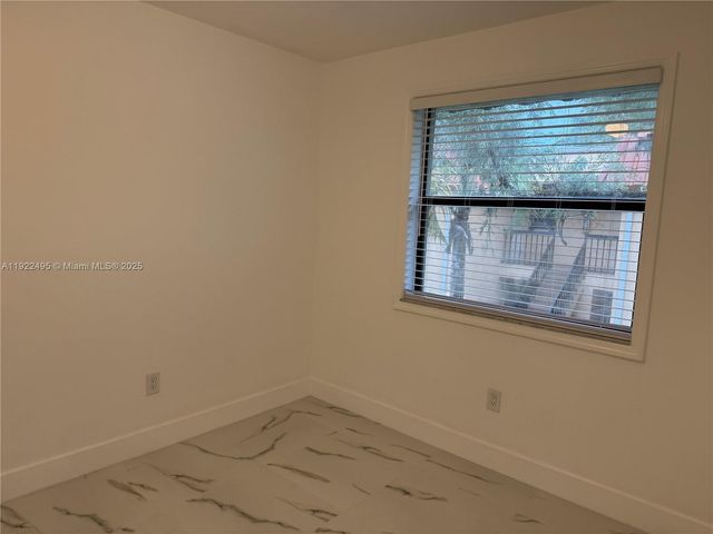 9726 Hammocks Blvd 203-26, Miami, FL 33196