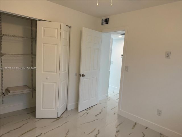 9726 Hammocks Blvd 203-26, Miami, FL 33196