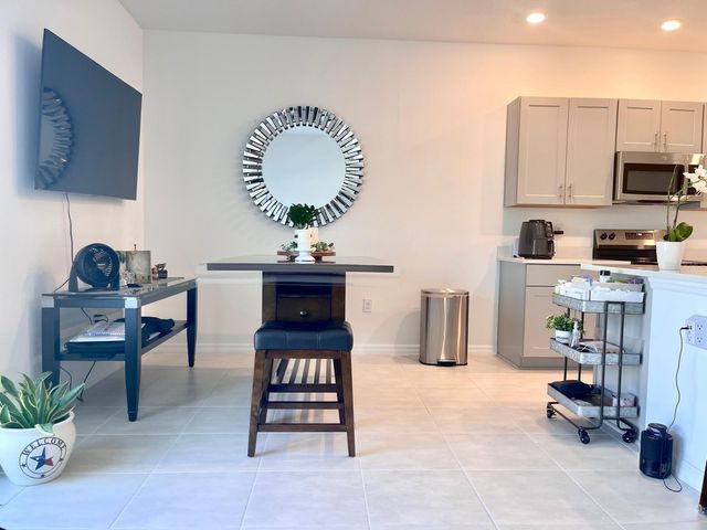2561 PENGUIN BOULEVARD, Davenport, FL 33837