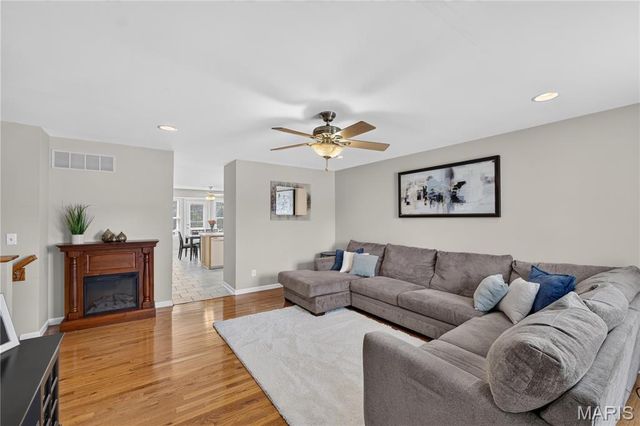37 Sommer Circle Drive, O'fallon, MO 63368