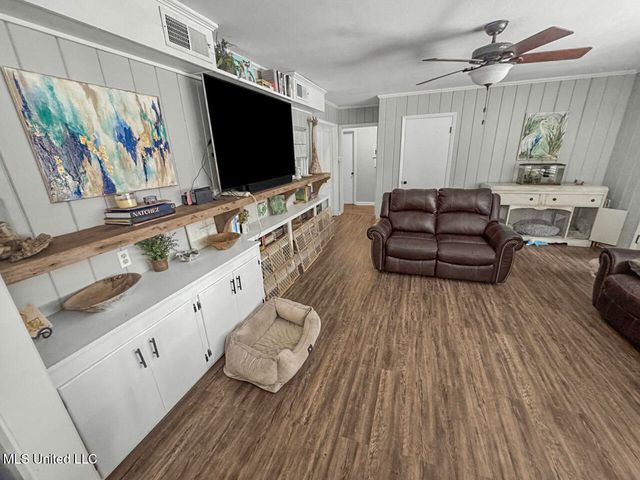 4 Oakhurst Drive, Natchez, MS 39120