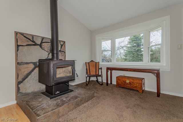 18890 Maplewood Lane, Chagrin Falls, OH 44023