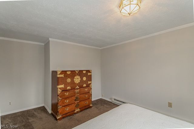 18890 Maplewood Lane, Chagrin Falls, OH 44023