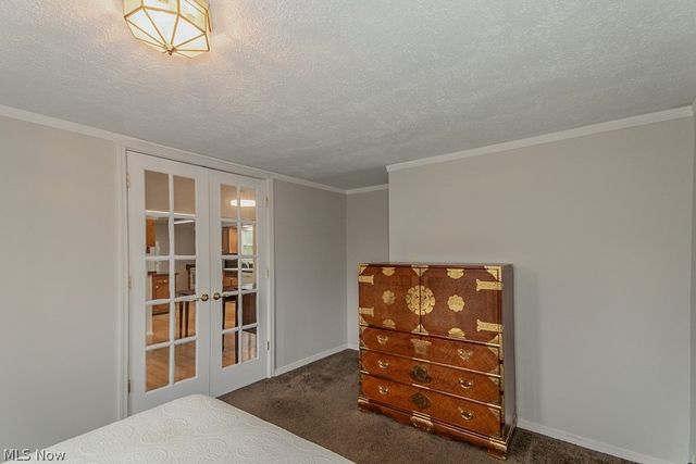 18890 Maplewood Lane, Chagrin Falls, OH 44023