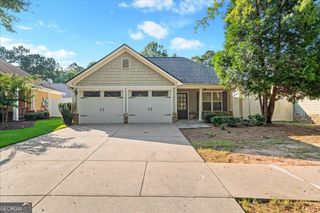 156 Cottage Club Drive, Locust Grove, GA 30248