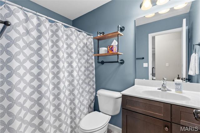 201 Majestic Lakes Boulevard, Moscow Mills, MO 63362