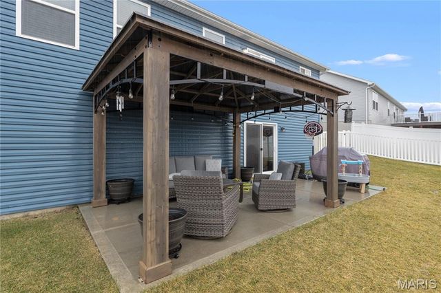 201 Majestic Lakes Boulevard, Moscow Mills, MO 63362