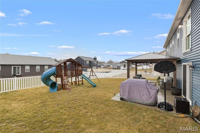 201 Majestic Lakes Boulevard, Moscow Mills, MO 63362