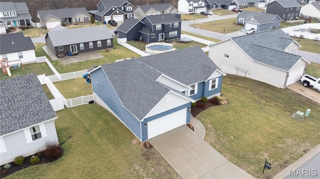 201 Majestic Lakes Boulevard, Moscow Mills, MO 63362