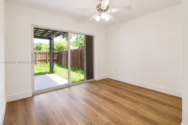 7334 Pepper Pike Dr, Hialeah, FL 33015