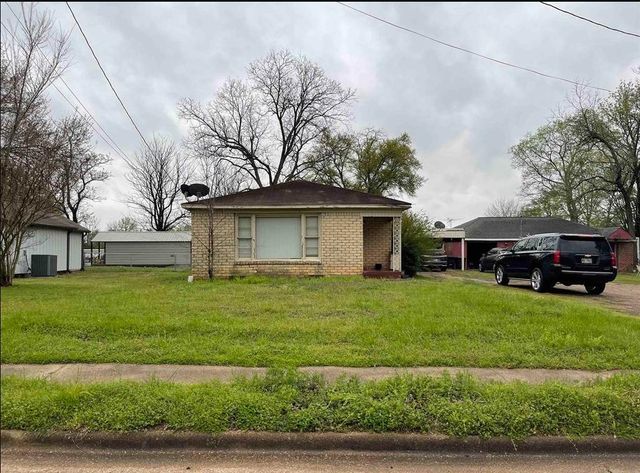 242 E Main, Van, TX 75790