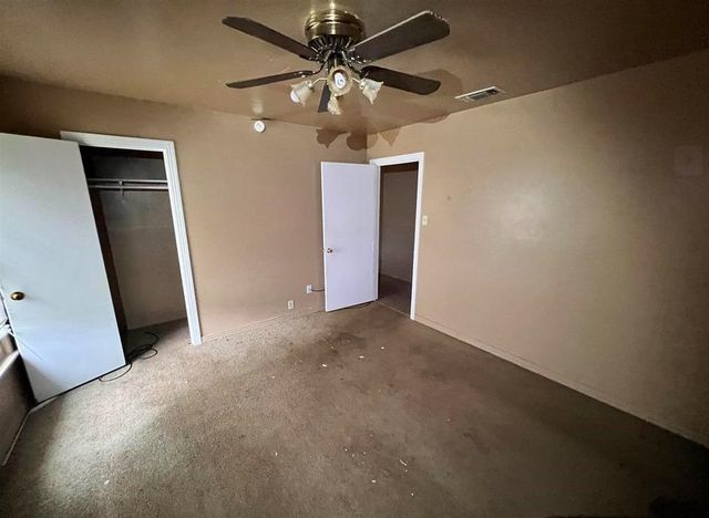 242 E Main, Van, TX 75790