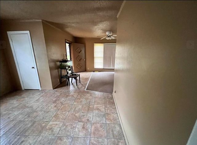 242 E Main, Van, TX 75790