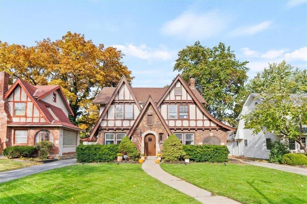 1212 W 72nd Street, Kansas City, MO 64114