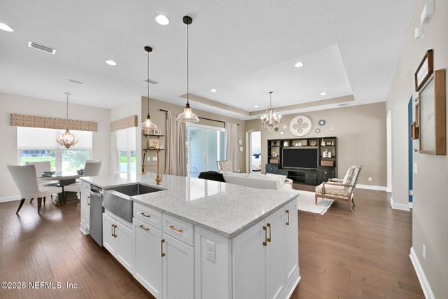 318 OXFORD ESTATES Way, St. Johns, FL 32259