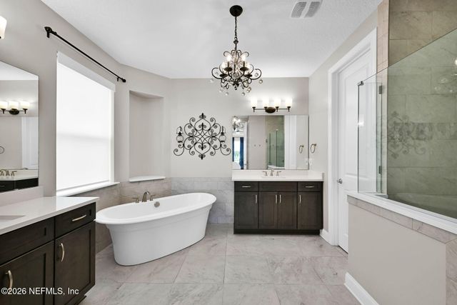 318 OXFORD ESTATES Way, St. Johns, FL 32259