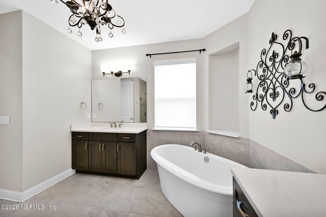 318 OXFORD ESTATES Way, St. Johns, FL 32259