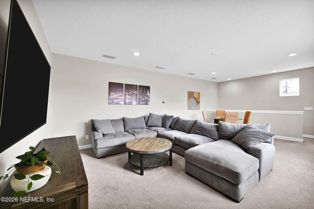 318 OXFORD ESTATES Way, St. Johns, FL 32259