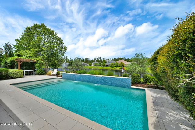 318 OXFORD ESTATES Way, St. Johns, FL 32259