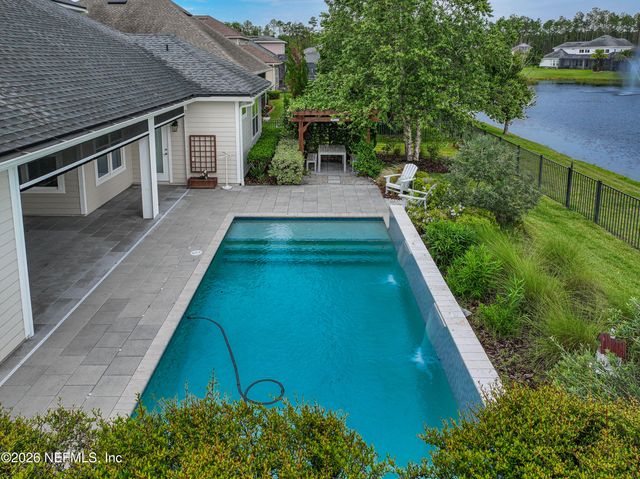 318 OXFORD ESTATES Way, St. Johns, FL 32259