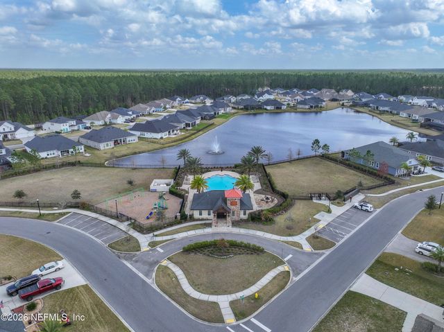 318 OXFORD ESTATES Way, St. Johns, FL 32259
