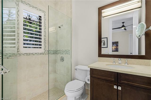 2220 Residence CIR, Naples, FL 34105