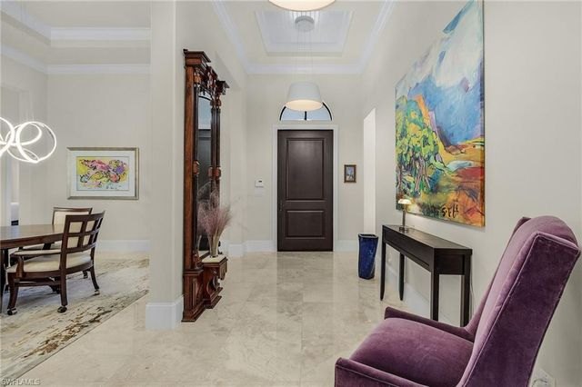 2220 Residence CIR, Naples, FL 34105