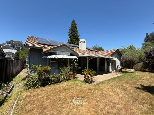 12000 Norman Ln, Auburn, CA 95603
