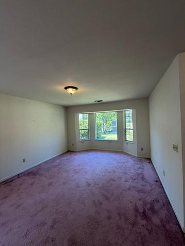 12000 Norman Ln, Auburn, CA 95603