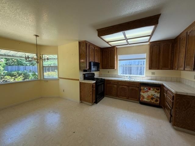 12000 Norman Ln, Auburn, CA 95603