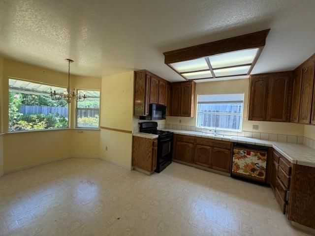 12000 Norman Ln, Auburn, CA 95603