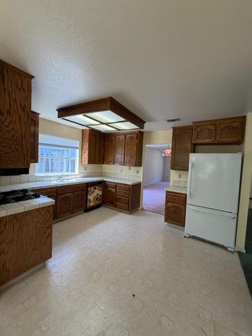 12000 Norman Ln, Auburn, CA 95603