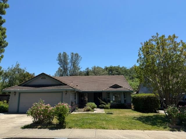 12000 Norman Ln, Auburn, CA 95603