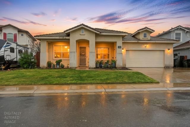 2930 Mineshaft Ct, Riverbank, CA 95367