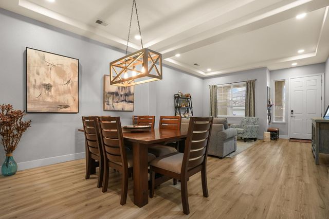 2930 Mineshaft Ct, Riverbank, CA 95367