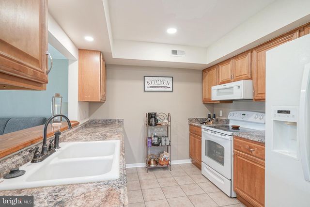 2305 SANDRA RD, Voorhees, NJ 08043