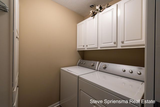 12717 60th Avenue, Allendale, MI 49401