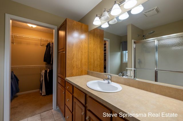 12717 60th Avenue, Allendale, MI 49401