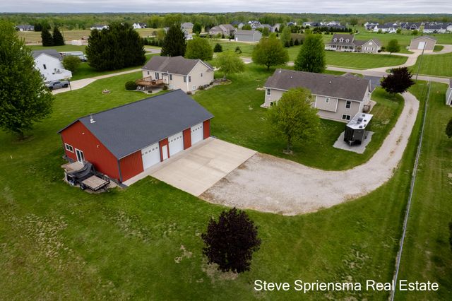 12717 60th Avenue, Allendale, MI 49401