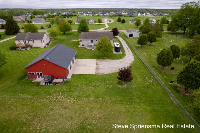 12717 60th Avenue, Allendale, MI 49401