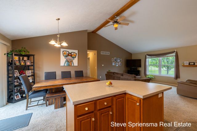 12717 60th Avenue, Allendale, MI 49401