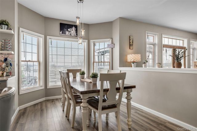 140 Gate Schoolhouse Road, New Hampton, NY 10958