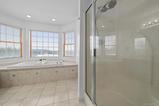 140 Gate Schoolhouse Road, New Hampton, NY 10958